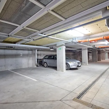 Bursztyn 1 Z Ogrodkiem I Garazem Apartment Kolobrzeg Exterior photo