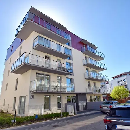 Bursztyn 1 Z Ogrodkiem I Garazem Apartment Kolobrzeg Exterior photo